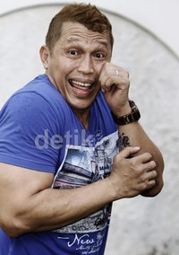 Kocaknya Bang Tigor.