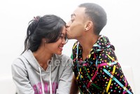 Kecupan Rico untuk Widi. Gus Mun/detikHOT.