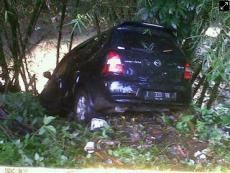 Polisi akan Mengecek Pemilik Livina yang Terperosok ke Sungai di Dago