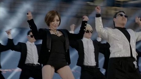 Ga In Makan Sehari Sekali Demi Tampil Seksi di Gentleman Psy
