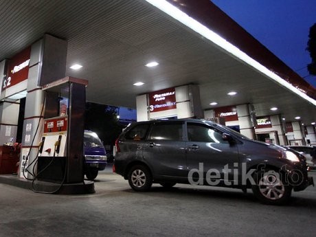 Bensin Tambah Mahal, Pengendara Mobil Pilih Jadi Bikers?