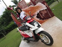 Yamaha X-Ride Versus Honda Zoomer-X