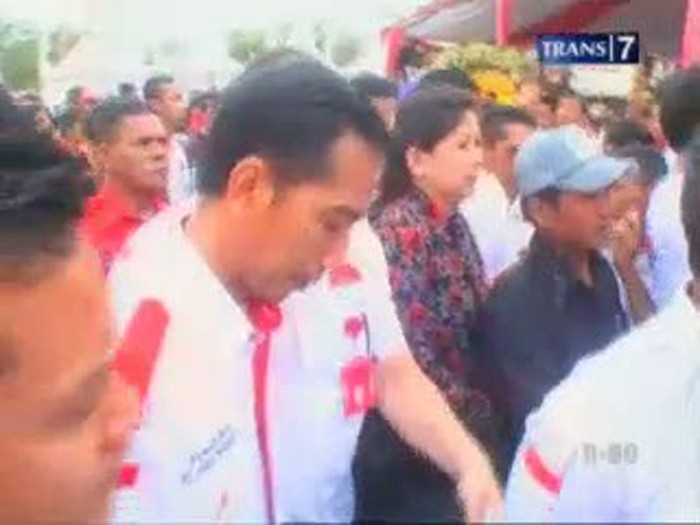 Terlalu Kurus, Jokowi Didesak Gemuk