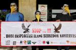 Para Elang Berdemo di Kemenhut