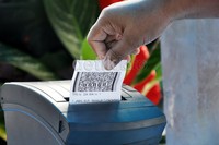 Usai mencoblos wajib pilih menerima kertas audit berisi barcode, nama pasangan calon dan lokasi TPS.