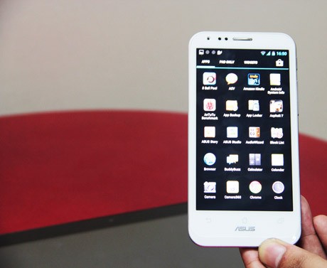 Asus Padfone 2, Ketika Smartphone & Tablet Dikawinkan