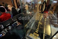 Harga emas Antam kini turun ke Rp 541.000 per-gram.
