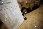 Harga Turun, Penjualan Logam Mulia Meningkat