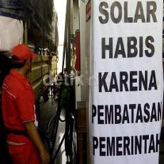 Solar Langka, Gubernur Jatim Minta Subsidi BBM Masyarakat Miskin Tidak Dibatasi