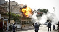 Salah satu adegan ledakan keren di Java Heat. (Eriek Juragan/Margate House)