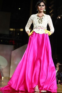 Jakarta, Indonesia - 11 April 2013. Hengki Kawilarang Fabulous Glam. Kemang Fashion Week 2013 at Lippo Mal Kemang. Jakarta. [Foto: Mohammad Abduh/Wolipop]