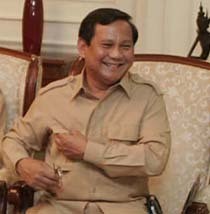 Prabowo Bujuk Buruh Agar Tak Demo Tolak BBM Mobil Pribadi Naik