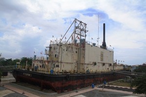 Luar Biasa, Kapal 2.600 Ton yang Dibawa Tsunami ke Tengah Kota
