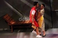 Publik dapat menikmati drama musikal tersebut pada Kamis-Jumat (18-19 April 2013) pukul 20.00 WIB dan Sabtu-Minggu (20-21 April 2013) pukul 15.00 dan 20.00 WIB. Gusmun/detikFoto.