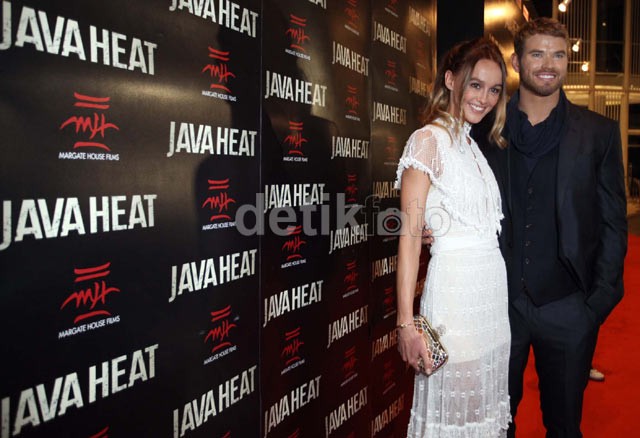 Suasana Red Carpet Premiere Java Heat