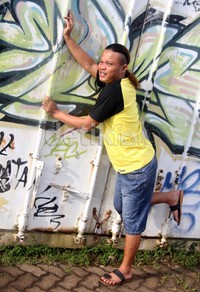 Gaya suka-suka Sule. Gus Mun/detikHOT.