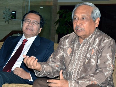 Dirut Bulog Bertemu Rizal Ramli
