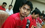 Ketua Umum PBSI Semangati Pemain Piala Sudirman