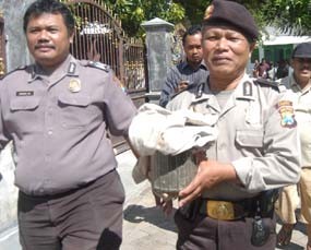 Warga Temukan Mortir Seberat 1,5 Kg di Sungai