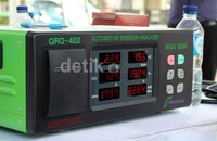 Alat pengukur uji emisi. Kendaraan yang angka odometernya sudah mencapai lebih dari 100 ribu kilometer itu harus diperiksa emisinya.