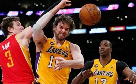 Babak Reguler Selesai, Jazz Gagal, Lakers Lolos ke Playoff