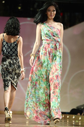 Jakarta, Indonesia - 11 April. Ina Thomas Fabulous Glam. Kemang Fashion Week 2013 at Lippo Mal Kemang. 11 April 2013. Jakarta. [Foto: Mohammad Abduh/Wolipop]