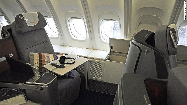 Ini Pesawat Mewah Boeing, 747-8 Intercontinental Seharga Rp 3,3 Triliun (2) Ini Pesawat Mewah Boeing, 747-8 Intercontinental Seharga Rp 3,3 Triliun (2)