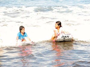 Akhir Pekan Seru, Yuk Main Surfing di Ciamis