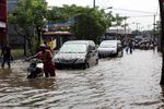 Jalan Raden Saleh Tangerang Tergenang