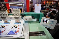 Sedikitnya 550 peserta dari berbagai negara mengikuti pameran ini.