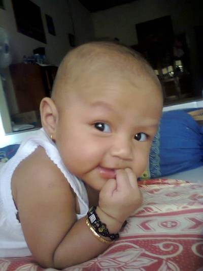 Nur Shofa Azqilla, 1 Tahun, Perempuan