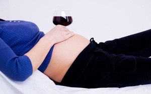 Konsumsi Wine Pada Wanita Hamil Tingkatkan Kecerdasan Janin?