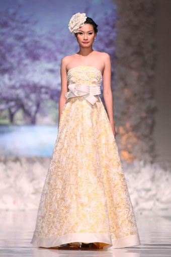 Jakarta, Indonesia - 13 April 2013. Denny Wirawan bride Un Amore. Wedding Fair 2013 at Grand Hyat Hotel. Jakarta. [Foto: Mohammad Abduh/Wolipop]