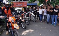 11 Provinsi di Sumatera akan dijelajahi dalam waktu 2 bulan guna mengkampanyekan akan kepedulian dan melindungi habitat orangutan yang hampir punah.