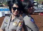 2 Polwan Cicipi Medan Off Road