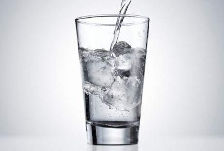 Minum Air Dingin Bikin Kembung Itu Bukan Mitos