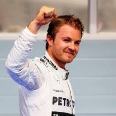 Rosberg Rebut Pole