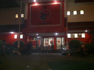 Diserang Oknum TNI, Tak Ada Kerusakan di Kantor PDIP