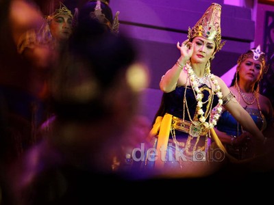 Pentas Wira Baskara Nusantara Meriahkan HUT TMII Ke-38