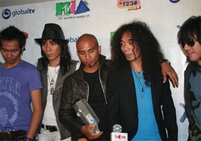 Slank Sukses Hibur Penggemar di Road to Soundrenaline
