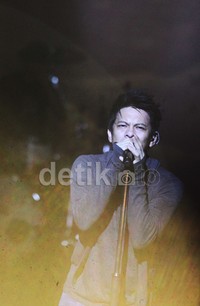 Acara tersebut ditutup oleh NOAH dengan penampilannya yang spektakuler.