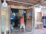 Rumah Dayak Panjangnya 180 Meter, Seperti Apa Isinya?