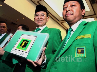 Serahkan Daftar Bakal Caleg, SDA Cuti