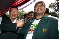 Seperti diketahui Susno Duaji adalah terpidana 3,5 tahun penjara dalam perkara korupsi penanganan PT Salmah Arowana Lestari dan penyelewengan dana pengamanan Pilgub Jabar semasa menjabat sebagai Kabareskrim Mabes Polri.