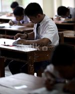 Siswa SMP Islam Terpadu YAPIDH Jalani UN