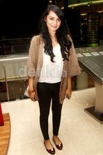 Senyum Manis Shireen Sungkar