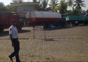 Antrean Solar di SPBU Wilayah Malang Bikin Jalanan Macet