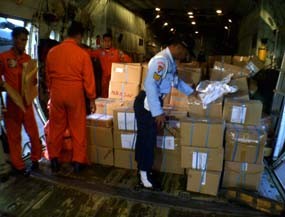 Distribusi Soal UN SMP Hari Terakhir ke Luar Pulau Dilakukan Hari Ini