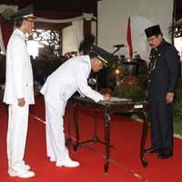 Gubernur Minta Bupati Pamekasan Tak Hanya Fokus Pertanian