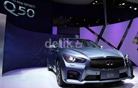 Infiniti yang merupakan saudara mewah dari Nissan ini kembali memperlihatkan Infiniti Q50 di China lewat ajang Shanghai Auto Show yang saat ini tengah digelar.
